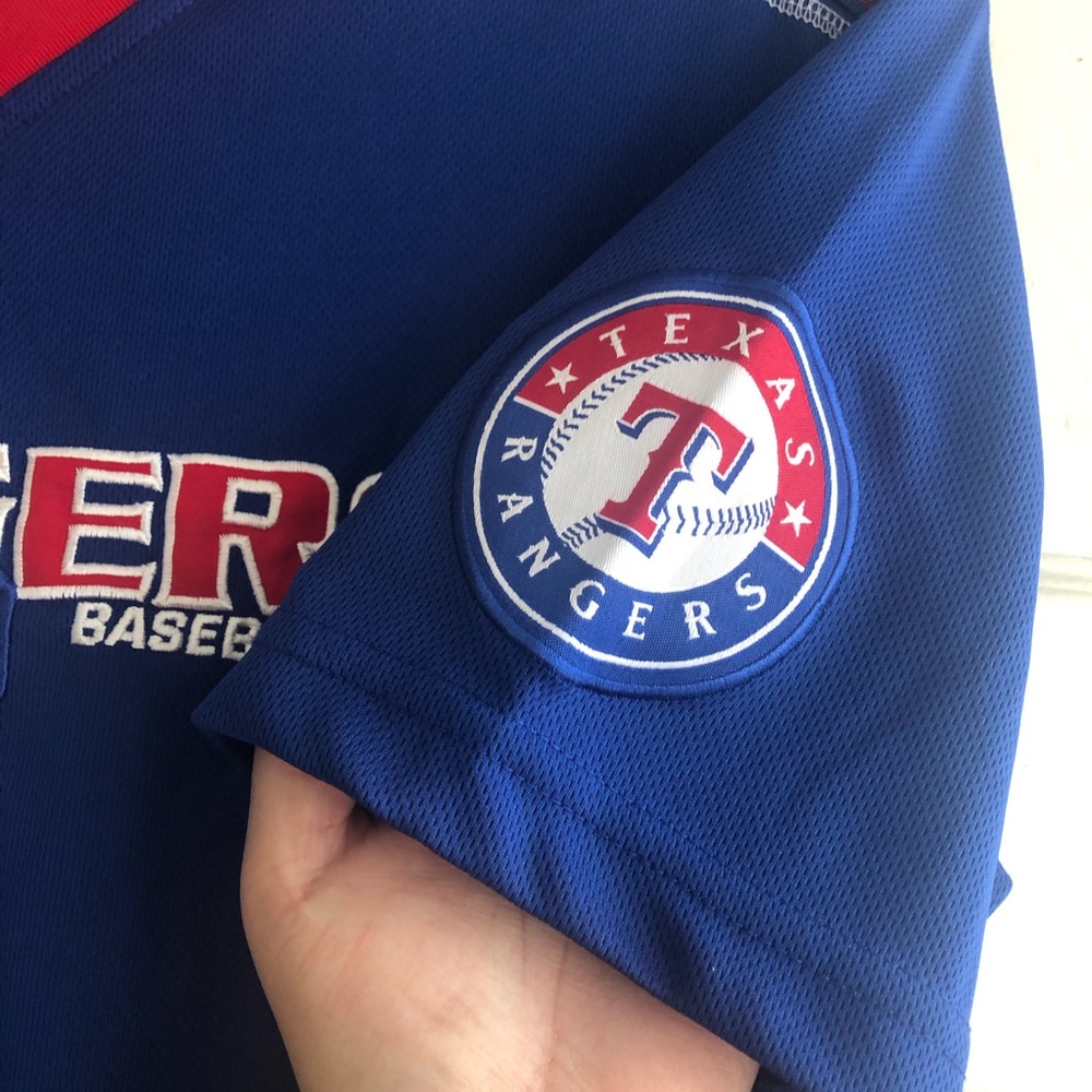 🌵 3/$10 Texas Rangers Baseball tee
